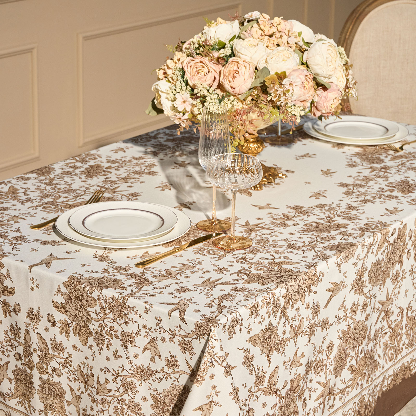 028318 Скатерть 140*220 Lefard